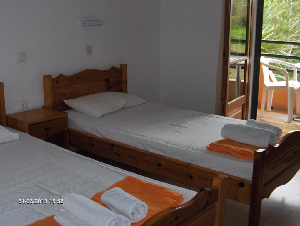 Feakes Apartments Arillas  Exterior foto